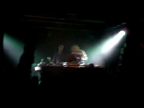 Bass In Ya Face 2010- Bong Selecta meets Majestic @ fenix.MP4