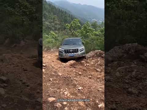VIDEOS DE CAMIONETAS 4X4 TODO TERRENO EN EL BARRO |TOYOTA PRADO 2023 OFFROAD XTREME   #offroad  #4x4