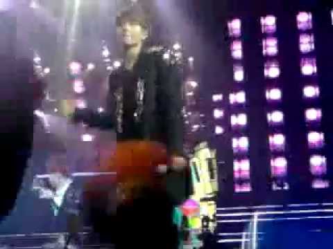 120427 SS4INA Day 1 - Miracle (Ryeowook focus)