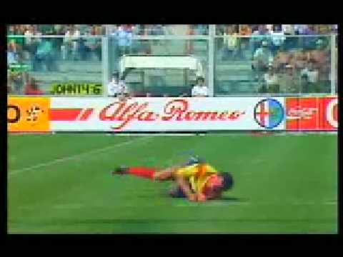 Aldridge terrible challenge on Hagi (WC 90)