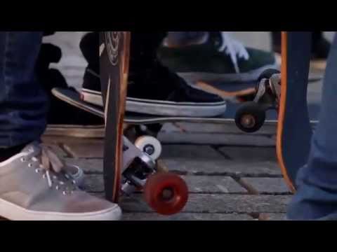 CHALLENGE THE FASTLANE Sony Ericsson ; Challenge XPERIA NEO