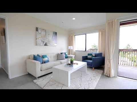 SOLD - 2/85 Target Road, Totara Vale - Debby Candy-Gill and Mathew Gill