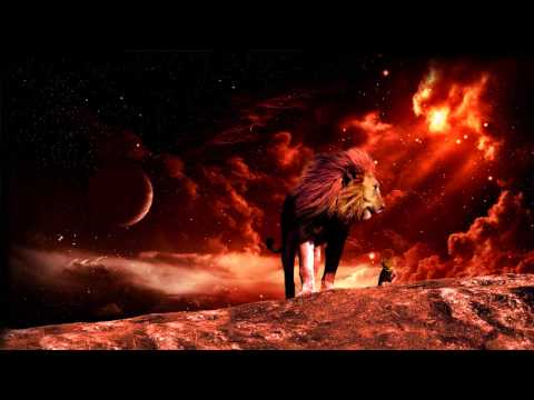 Porter Robinson - Lionhearted (ft. Urban Cone)