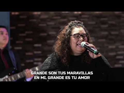 Mi Dios Esta Aqui Cover