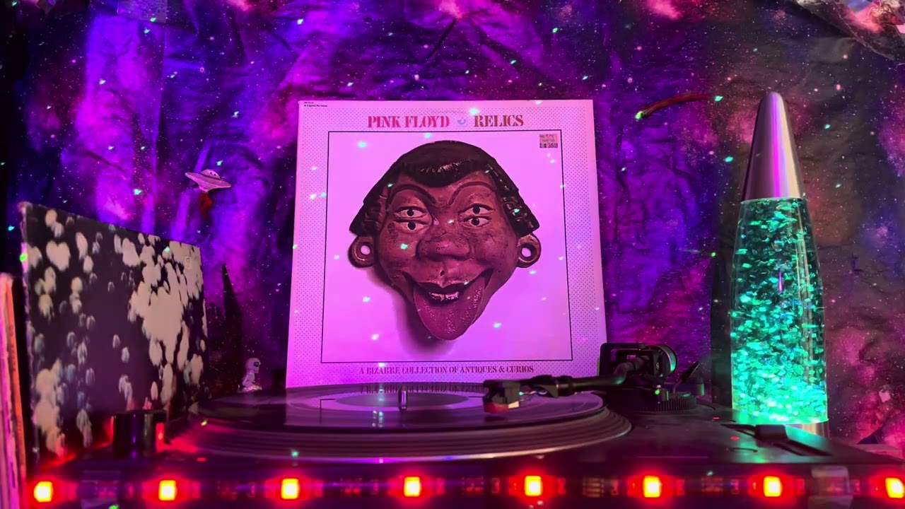 Pink Floyd (Relics - A Bizarre Collection Of Antiques & Curios) - Side 1