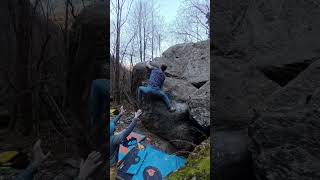 Video thumbnail of What a beautiful day, 8A. Valle Po