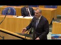 Markuszower (PVV) VS VVD'er: "De VVD wil alleen maar MEER migranten, jullie zijn een SLAPPE partij!"
