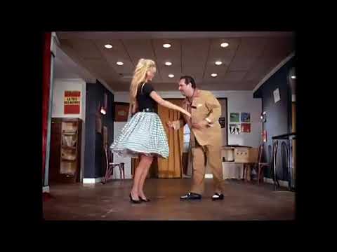 Le mambo de Brigitte Bardot et Dario Moreno dans « Voulez-vous danser avec moi ? » (1959)