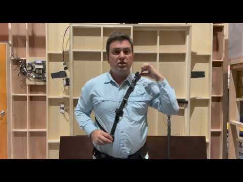 Setting up the straps.