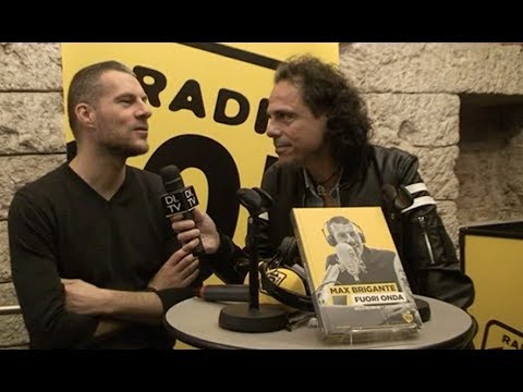 MAX BRIGANTE con NEARCO per "VOTO ROCK'NROLL" (DI.TV) presenta "FUORI ONDA" (Nov 2018)
