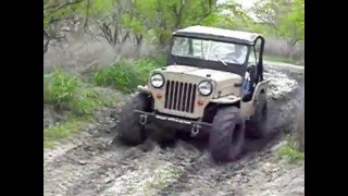 preview picture of video '1953 Willys CJ3b Jeep mudding South Texas'