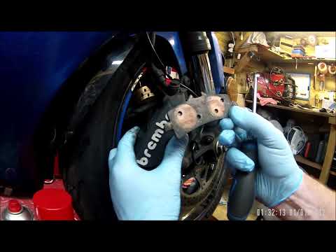 GSX S 1000F Front Brake Pad Replacement