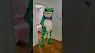 Ohhhh! Crazy Frog Birth too Many Babies - Crazy Green Frog #crazy #green #frog #viral #shorts