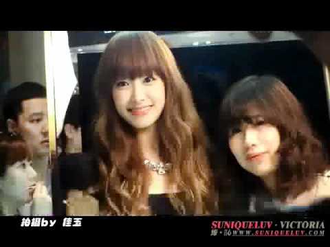 [Fancam] 110508 f(Victoria) - Estee Lauder Store Event [2]