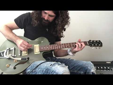 Godin Montreal Premiere LTD Desert Green Demo ("Best of You" - Foo Fighters)