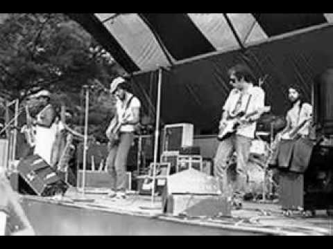 Thumbnail for Bruce Springsteen - Thunder road (Outtake alternate version) by Bruce Springsteen