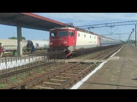 Tren IR1660 Iasi - Bucuresti Nord intra in Focsani cu EA623 - 20.07.2023