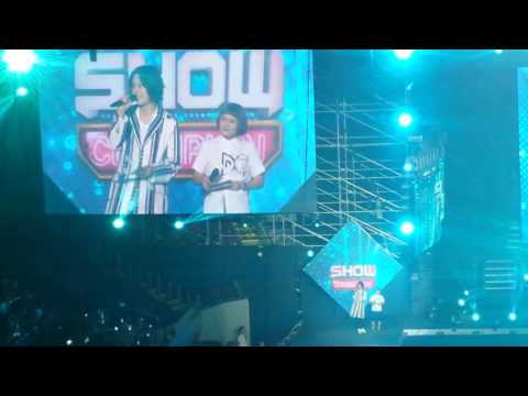 MBC Show Champion MC KIM HEECHUL AND SHIN YOUNG