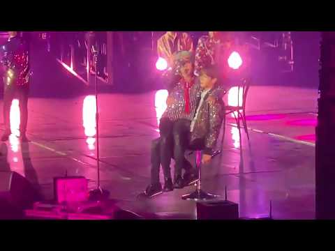 181020 Jimin and Jungkook during the Concert @ BTS방탄소년단Love yourself tour in Paris Fancam