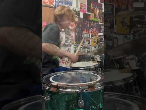 #drums                                                        81 bpm