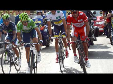 Tsunami's - DVBBS & Borgeous, Blasterjaxx vs Ahzee Remixes (Roro Mashup)