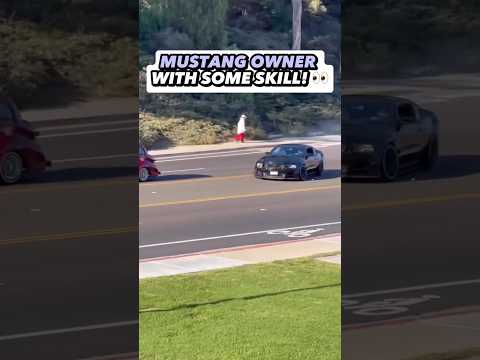 S197 Mustang GT Swinging A Corner In Public… That’s Skill!👀💨 #s197 #mustang #ford #gtmustang