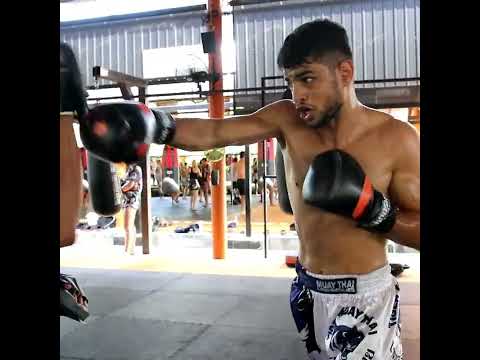 Fariyar Aminipour training for ONE Lumpinee 4