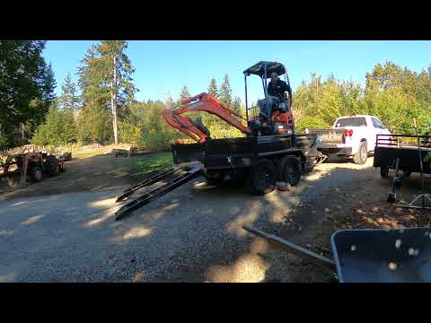 How to Unload an Excavator from a Trailer