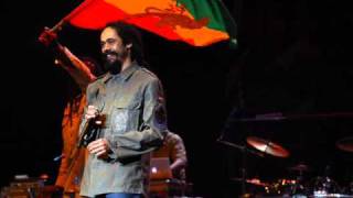 Damian Marley Live At Madison Wisconsin 25 April 2005 - 02 MR.MARLEY - GIVE DEM SOME WAY  .wmv