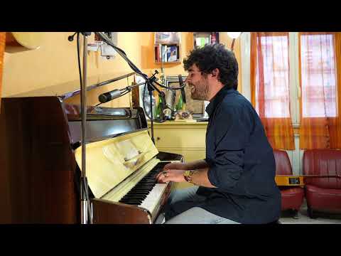 Roberto Colella -  E Invece Si ( Bugo / Sanremo 2021)