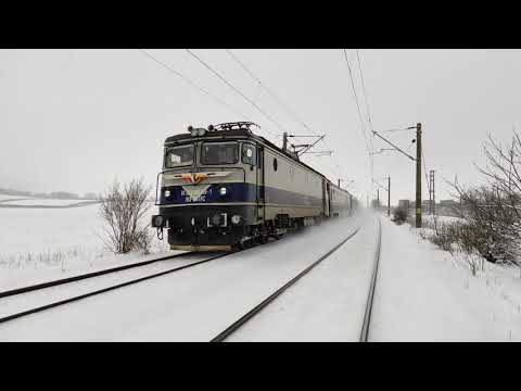Tren IR1831 Galati - Cluj Napoca trece cu 120km/h pe la CET Suceava cu 40-0369-1 - 07.02.2021