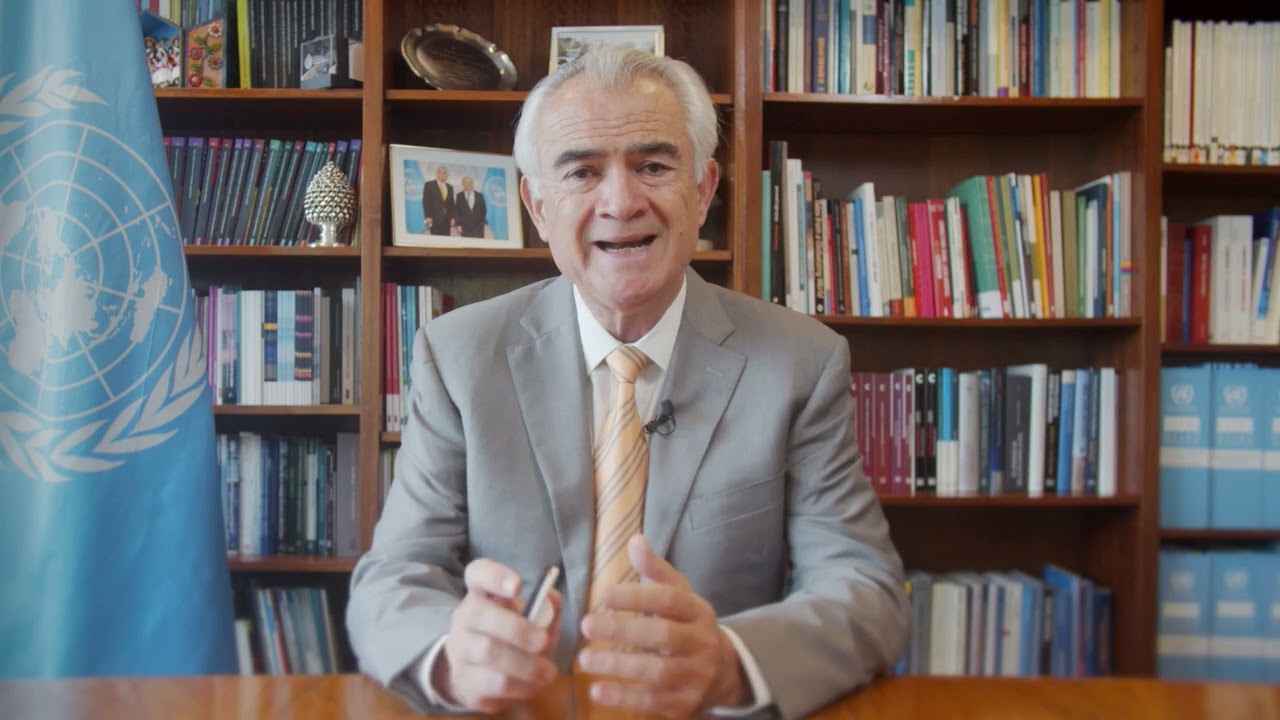 Message from José Manuel Salazar-Xirinachs on International Volunteer Day