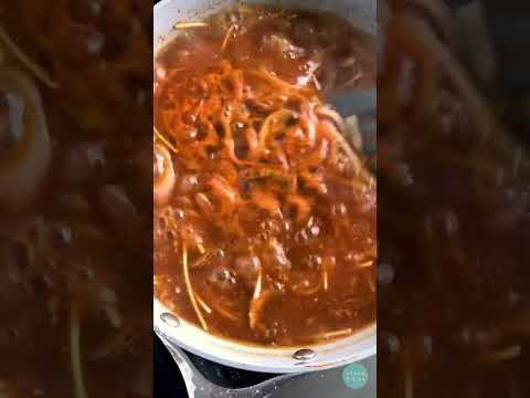 BIRRIA RAMEN 1 Pot Easy Noodles in Birria inspired broth, with crisp Tofu