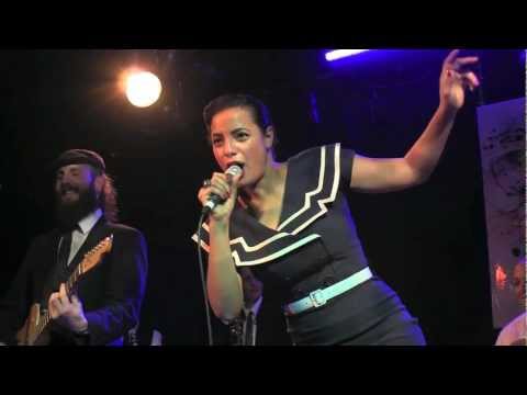 Alexia Coley - I Like a Drink - HQ (Soul)