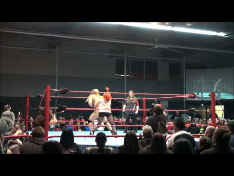 Bambi Hall Vs Sunni Daze