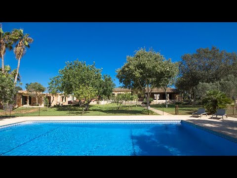 ⭐⭐⭐⭐⭐ Rural Family Holiday Majorca – handicapped Access, fenced Pool Area, Big Garden,