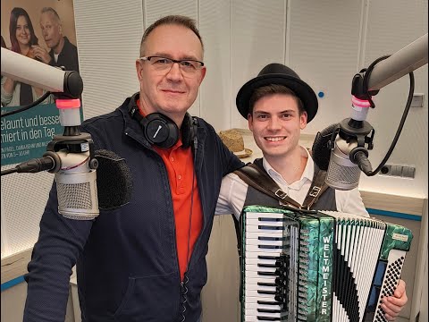 Akkordeon - Instrument des Jahres 2026 | Max Nadzeika zu Gast im Landesfunkhaus bei NDR 1 Radio MV