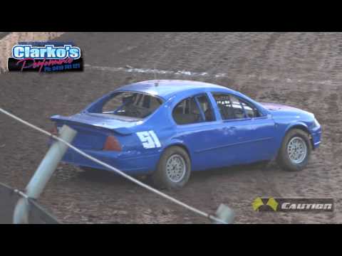 Production Sedans - Heat 3 - Australian Grand Prix - Kingaroy Speedway - 24.01.15