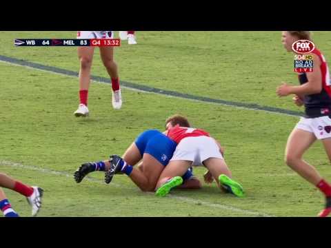 2017 JLT Community Series: Western Bulldogs v Melbourne - Final Quarter
