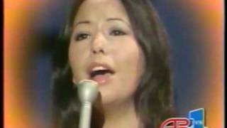 Yvonne Elliman - Love Me video