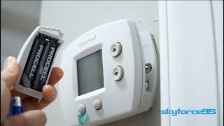 How to Replace the Batteries in a Honeywell Thermostat