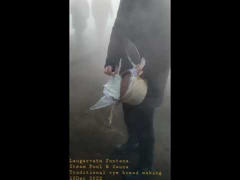 Golden Circle Tour- Laugarvatn Fontana Geothermal Baths: Rye bread made traditionally