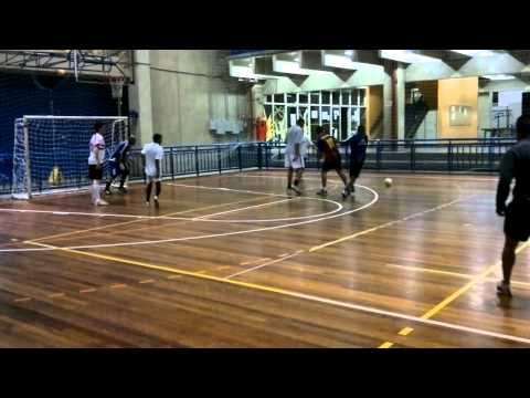 Céu - Serginho Driblou 1, Driblou 2, Driblou 3, Driblou 4, eeeeeeeeeee Perdeu a Bola (Fominha)