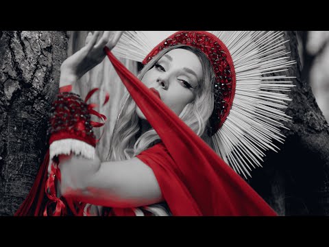 Cleo - Karminowe Usta [Official Music Video]