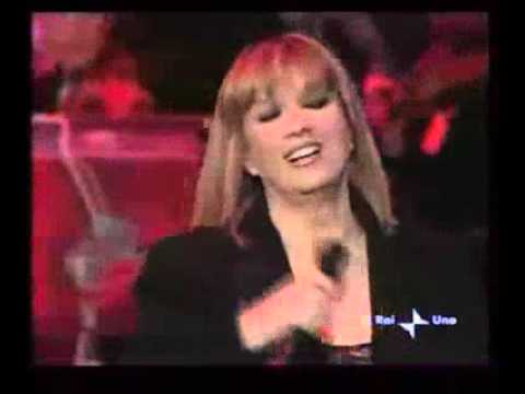 Iva Zanicchi e Massimo Ranieri - Zingara