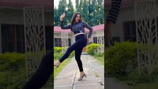 Indian girl shaking booty ?? #booty #sexy #hot #indian #teen #tiktok #reels #shorts #viral #trending