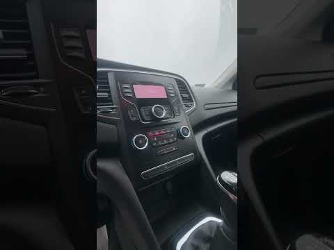 фото renault megane iv 0