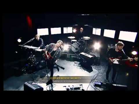 Markus Krunegård - Everybody hurts (Live @ Nyhetsmorgon)