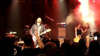 Pretty Wasted-Tito &amp; Tarantula