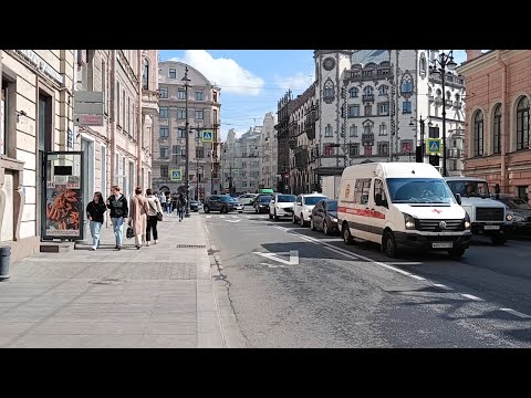 Walking in Saint Petersburg to Petrogradskaya Bolshoy prospekt